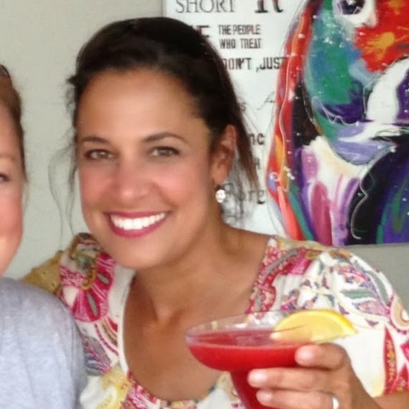 Meet your Posher, Amy - Picture 1 of 1